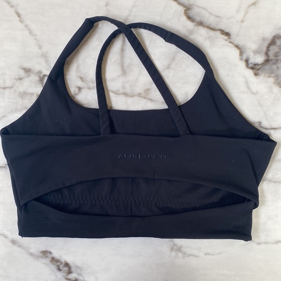 Alphalete Surface Altitude Bra Medium Black - Picture 4 of 5